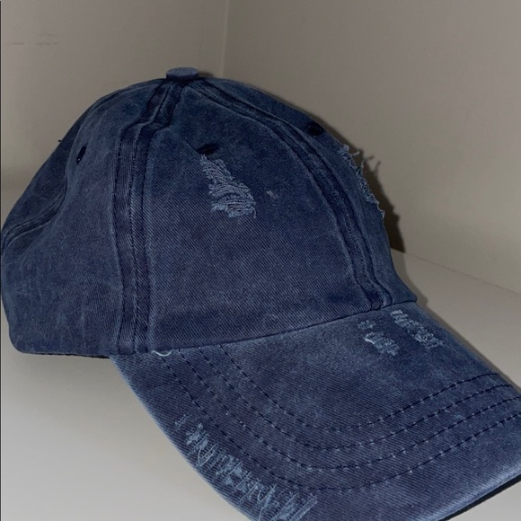 Hat - Picture 6 of 6